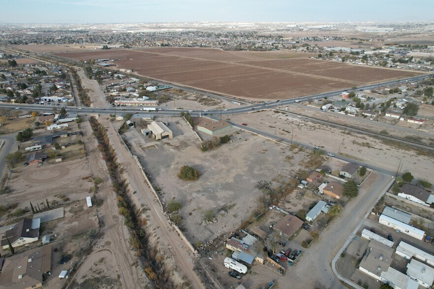More Photos Of 266 Horizon Blvd, Socorro Warehouse For Sale