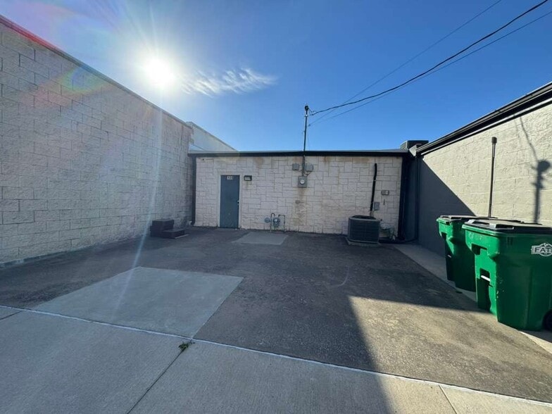 More Photos Of 109 E Fate Main Pl, Fate Storefront For Lease