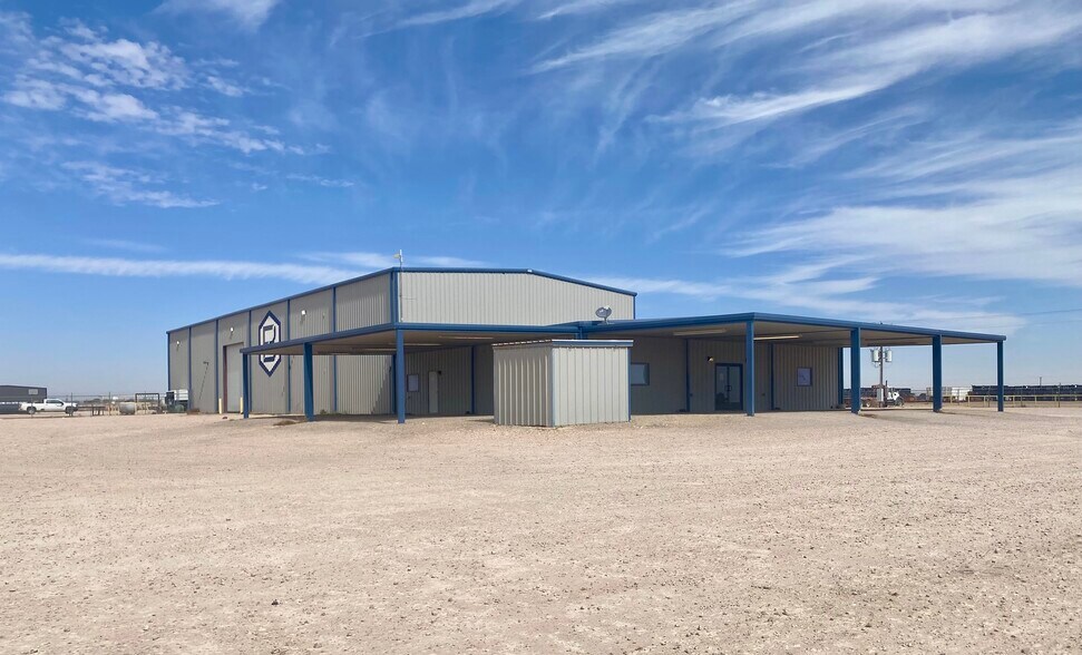 More Photos Of 3431 S County Rd W, Odessa Warehouse For Lease