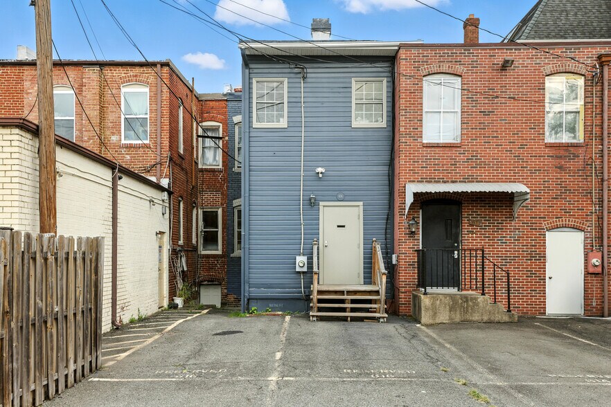 More Photos Of 616 N Washington St, Alexandria Office For Lease