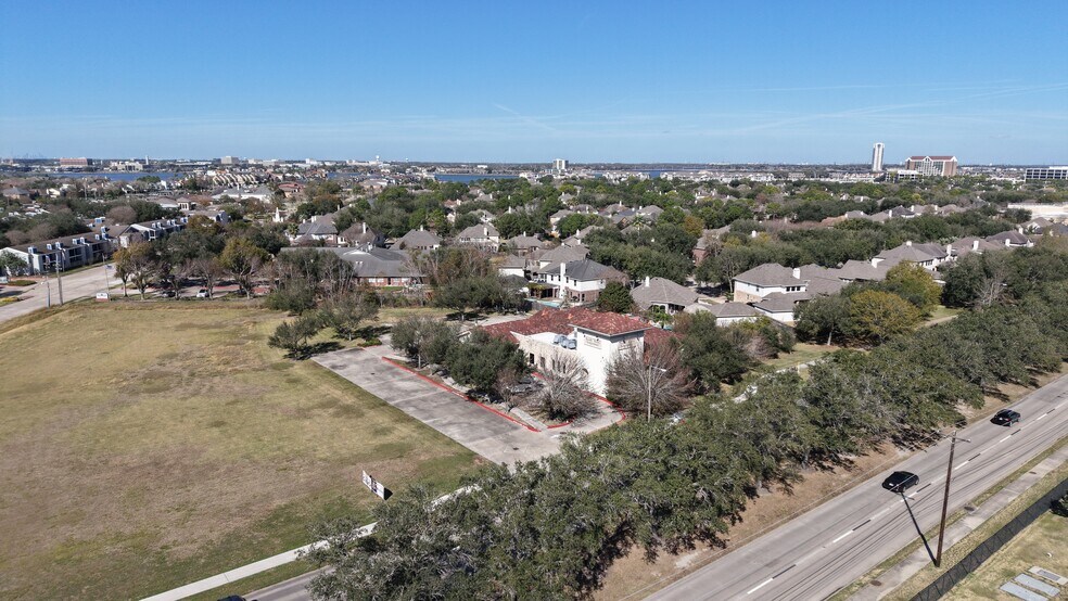 More Photos Of 2622 Marina Bay Dr, League City Medical For Lease
