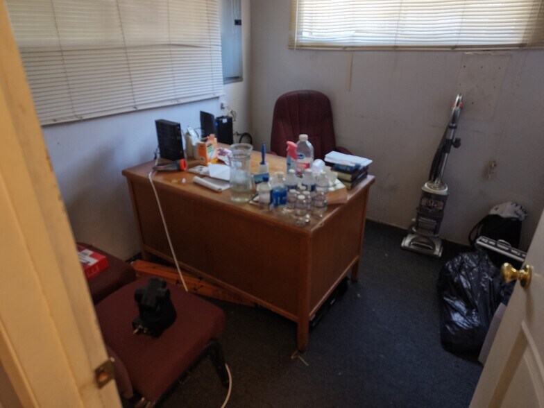 More Photos Of 1327 E Mauretania St, Wilmington Religious Facility For Sale