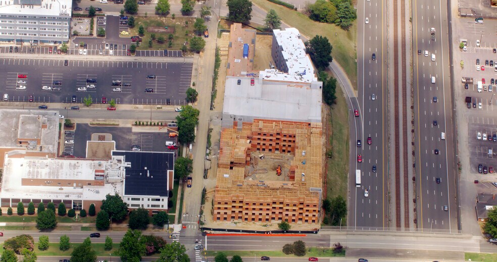 More Photos Of 3700 Monument Ave, Richmond Apartments For Sale