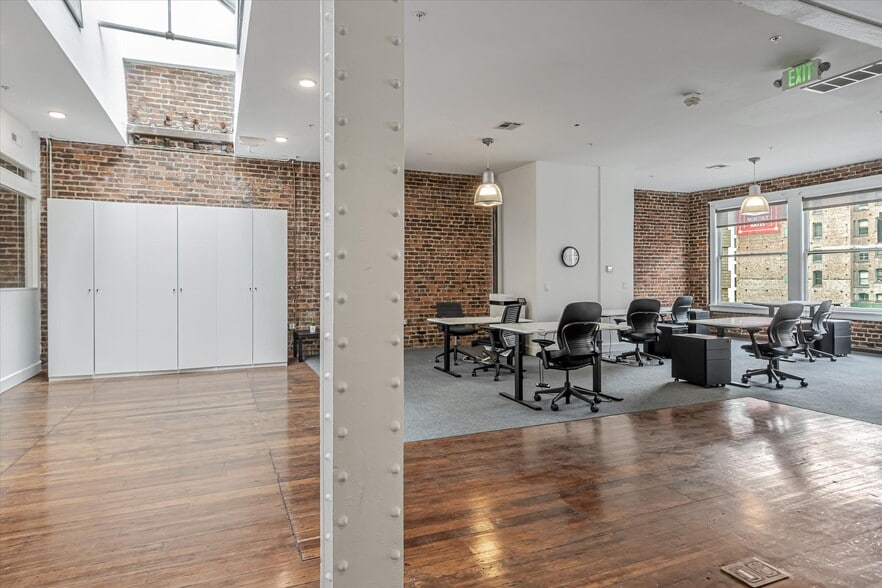 More Photos Of 34-38 Mason St, San Francisco Loft Creative Space For Sale