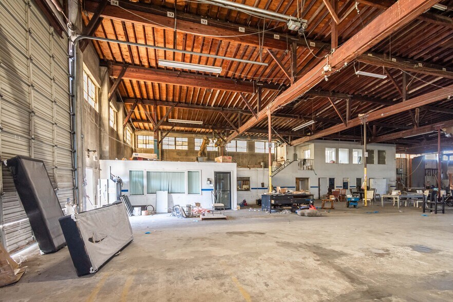 More Photos Of 701 N Stockton St, Lodi Manufacturing For Sale