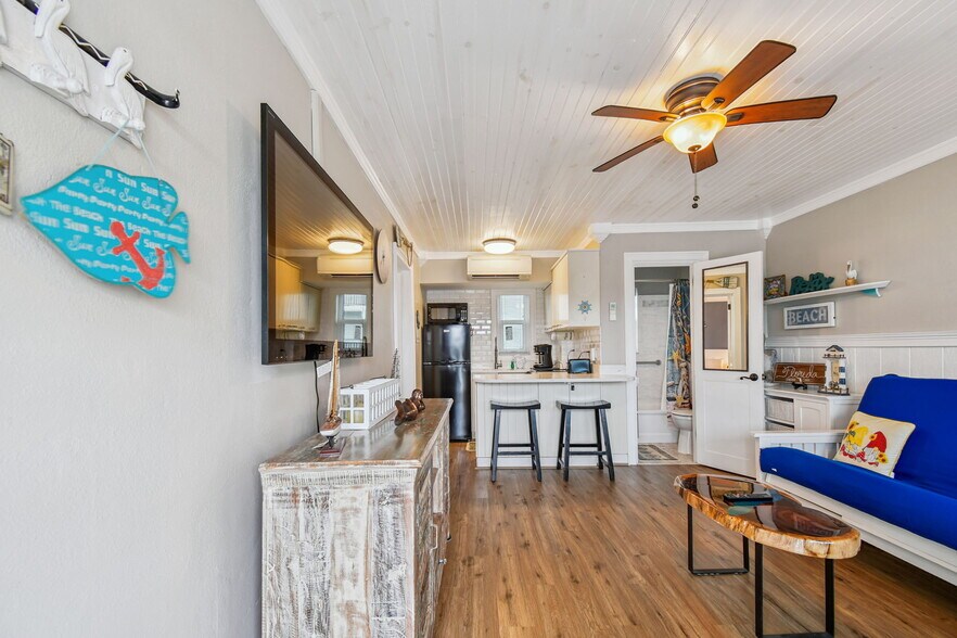 More Photos Of 11730 Gulf Blvd, Treasure Island Apartments For Sale