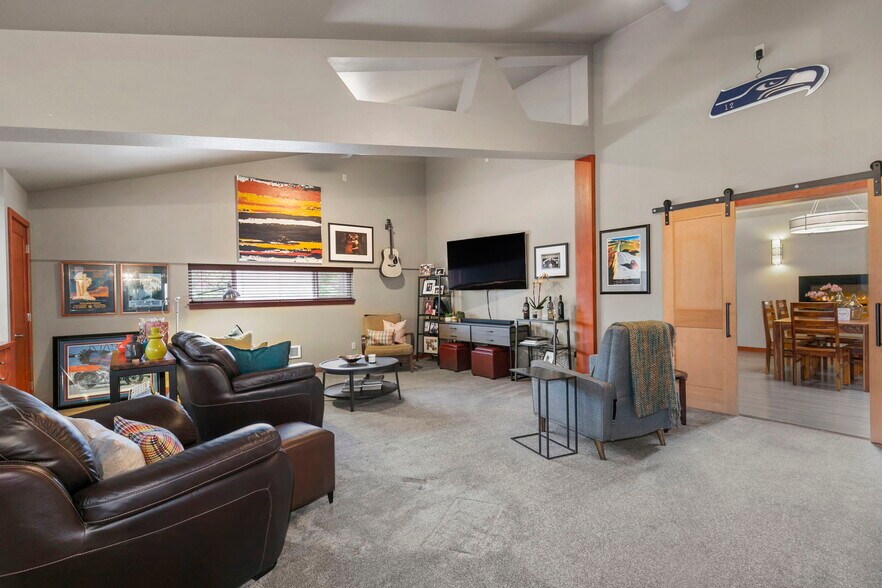 More Photos Of 3530 NE Old Belfair Hwy, Belfair Convenience Store For Sale