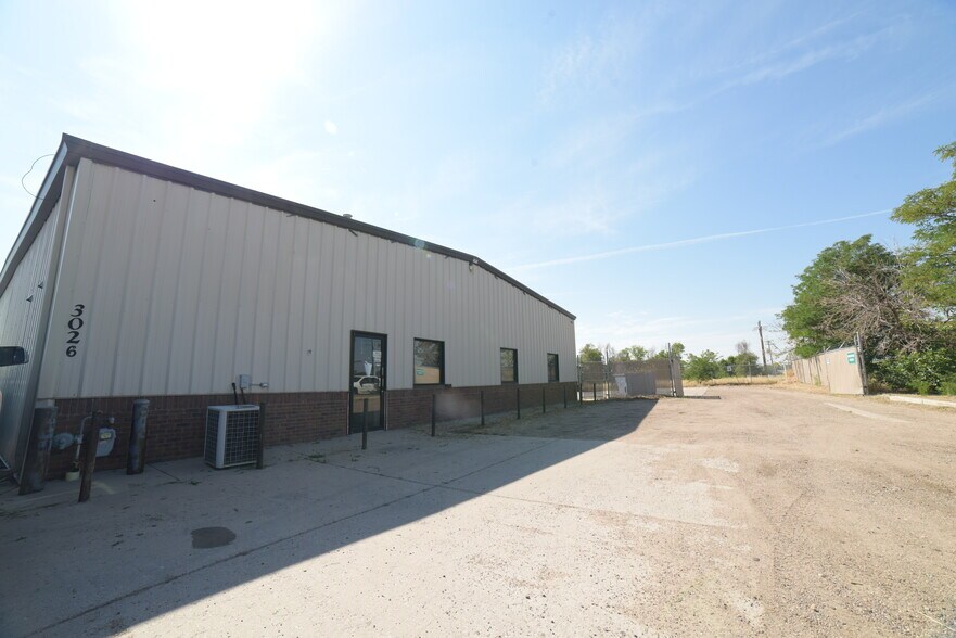 More Photos Of 3026 1st Ave, Greeley Warehouse For Sale