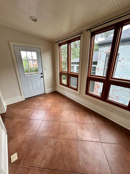 More Photos Of , Lexington Multifamily For Sale