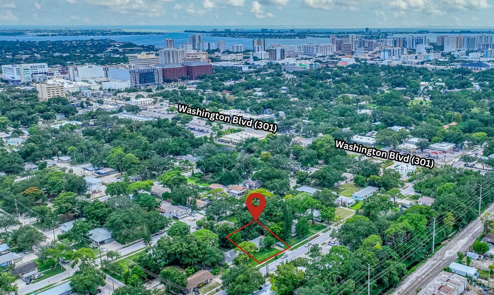 More Photos Of 2050 10th St, Sarasota Land For Sale