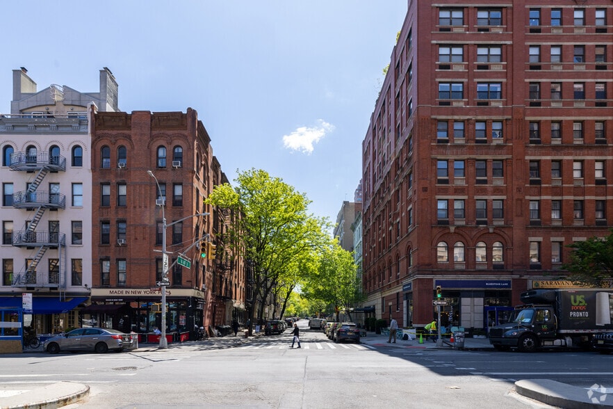 More Photos Of 165 W 80th St, New York Apartments For Lease