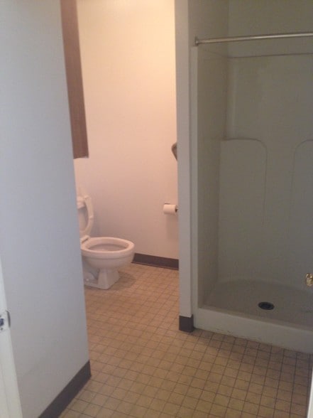 More Photos Of 186 Thomas Johnson Dr, Frederick Unknown For Lease