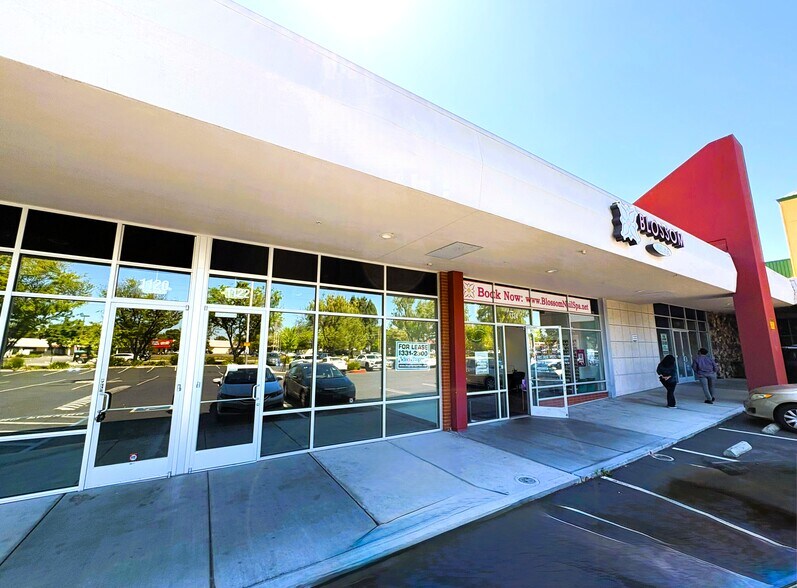 More Photos Of 1114-1130 Branham Ln, San Jose Unknown For Lease