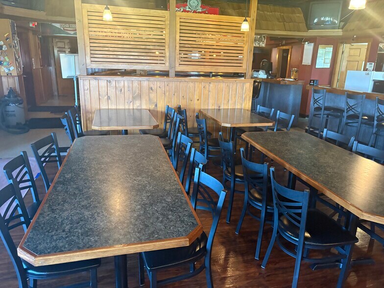 More Photos Of N1016 County Road L, Watertown Restaurant For Sale