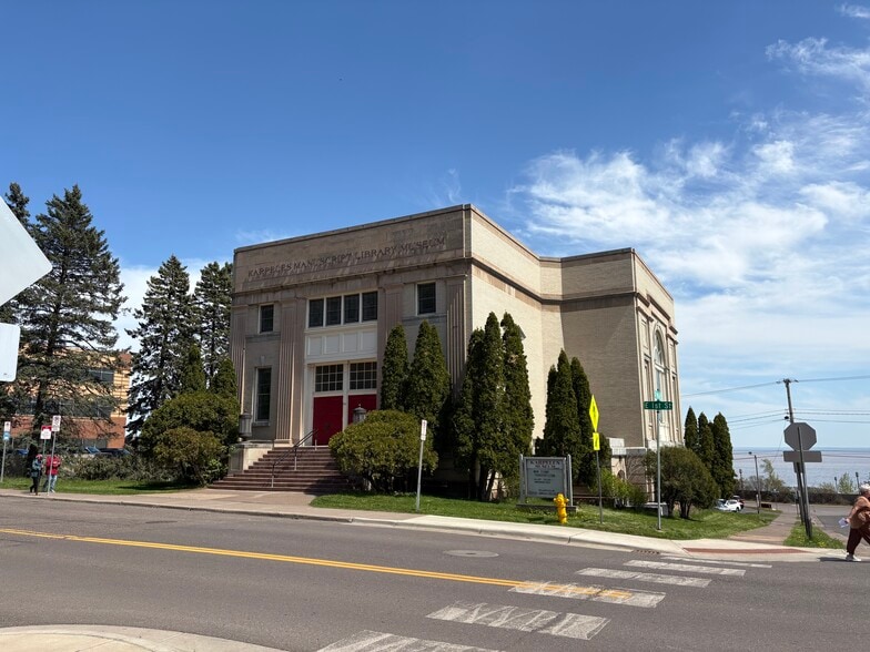 Primary Photo Of 902 E 1st St, Duluth Office For Sale