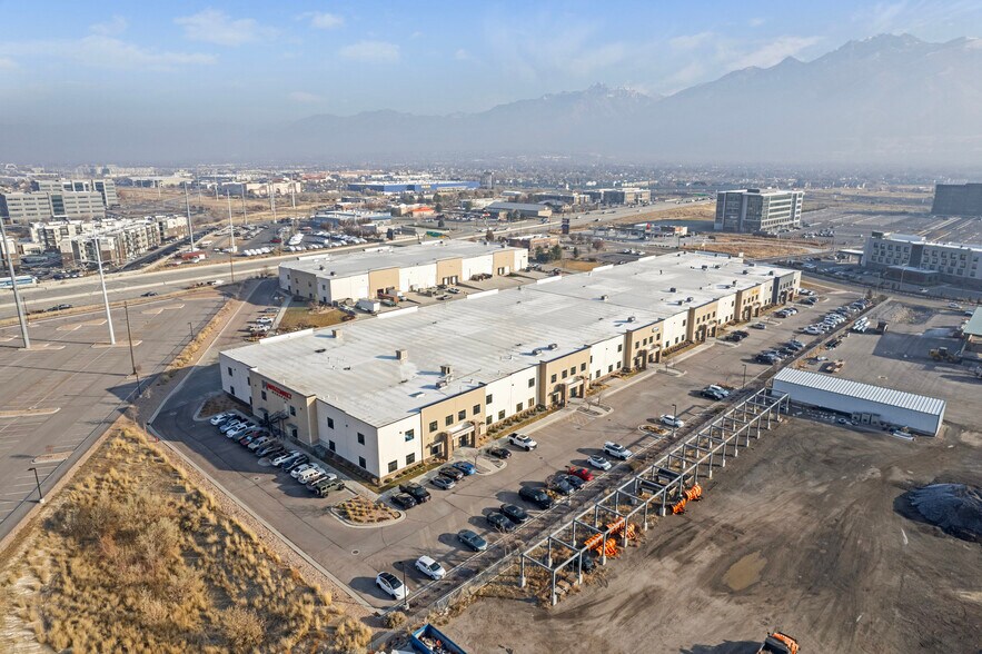 More Photos Of 13702 S 200 W, Draper Unknown For Lease