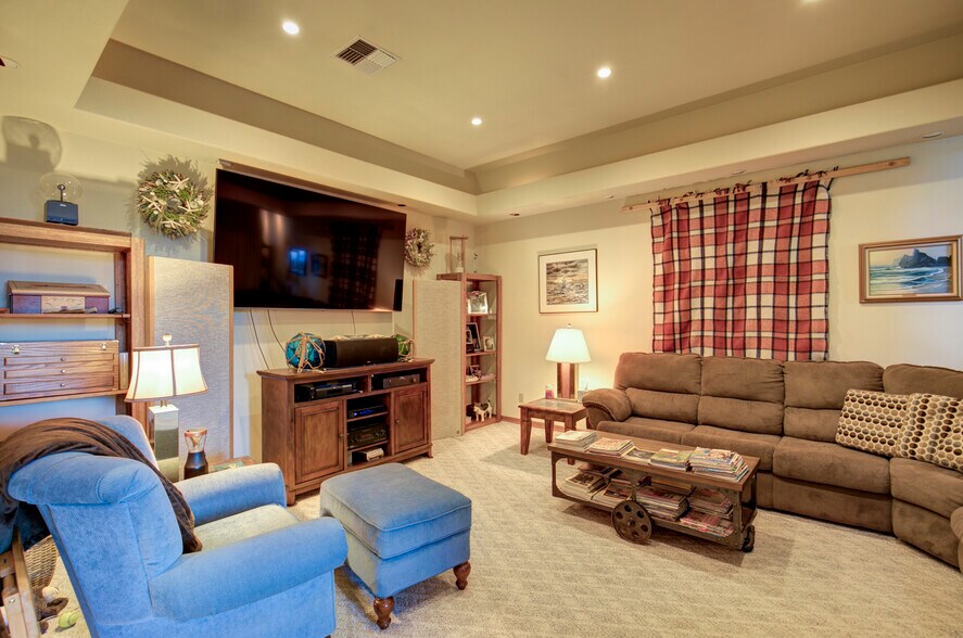 More Photos Of 857 Point Brown Ave NW, Ocean Shores Restaurant For Sale