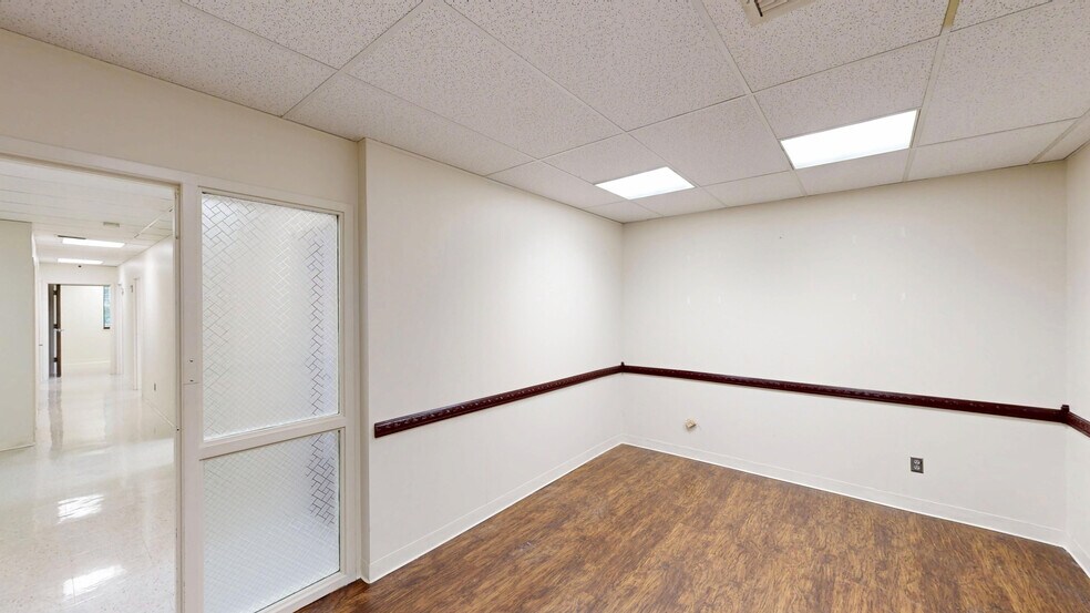 More Photos Of 644 2nd St, Alabaster Medical For Lease