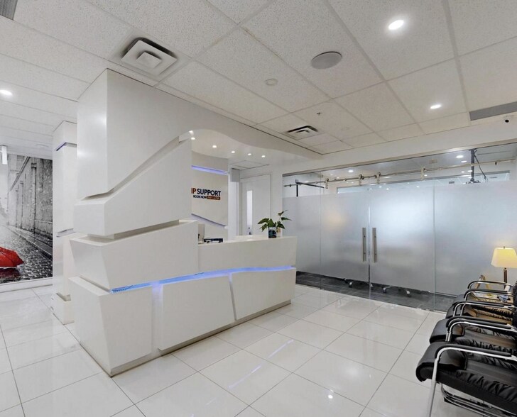 More Photos Of 7191 Yonge St, Markham Medical For Sale