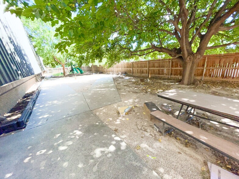 More Photos Of 3101 35th St, Lubbock Health Club For Sale