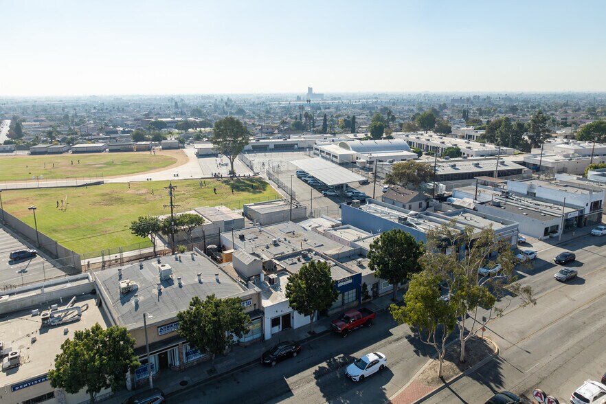 More Photos Of 3311 W Beverly Blvd, Montebello Storefront Retail Office For Sale