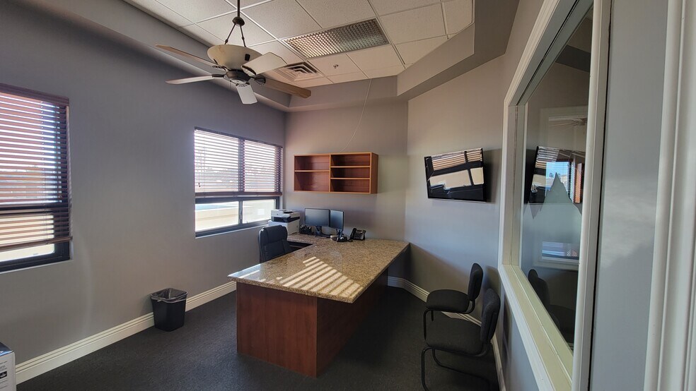 More Photos Of 2575 Montessouri St, Las Vegas Loft Creative Space For Lease