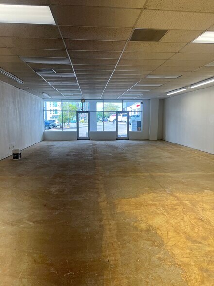 More Photos Of 2200 S Monaco Pky, Denver Unknown For Lease