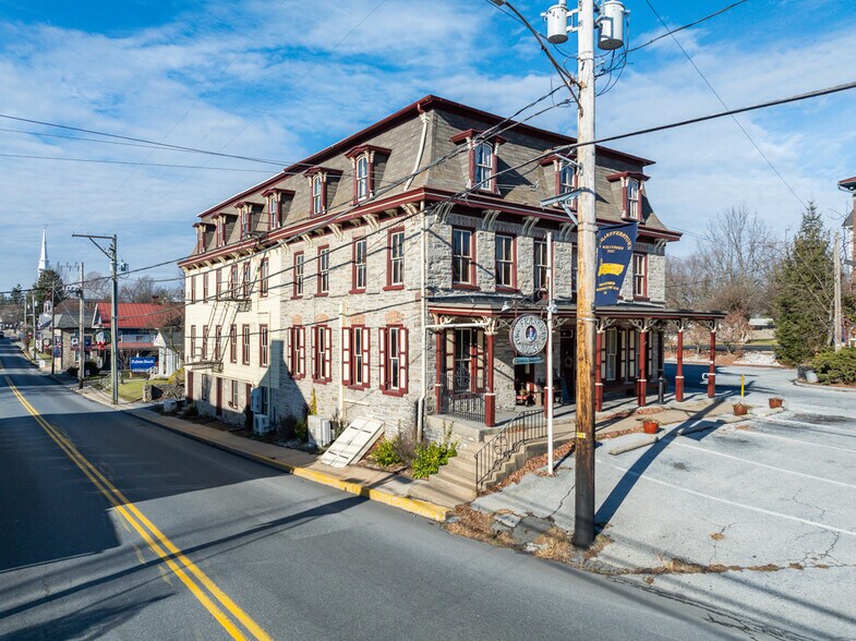 More Photos Of 101 N Market St, Schaefferstown General Retail For Sale