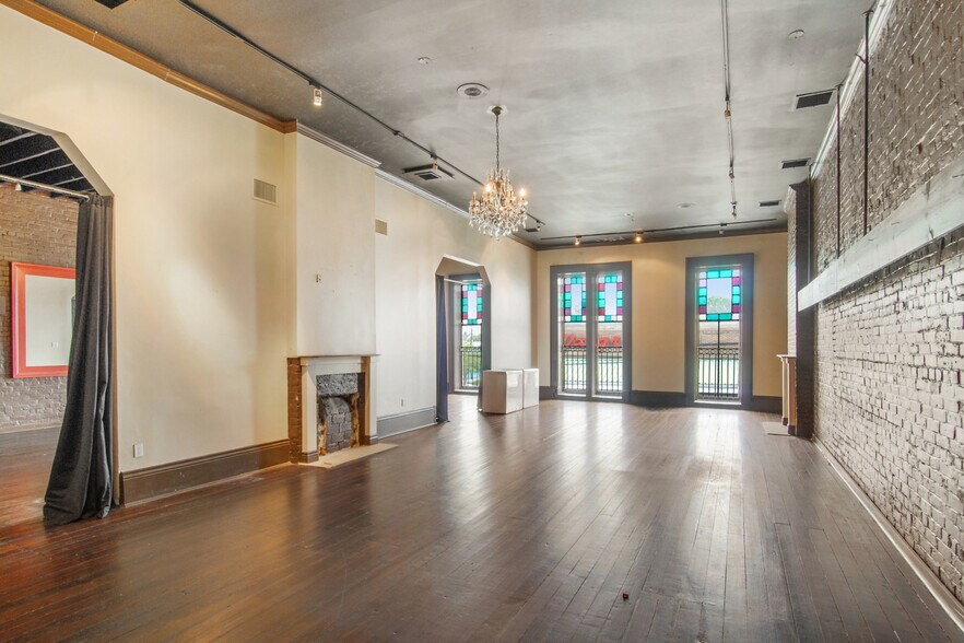 More Photos Of 3218 Magazine St, New Orleans General Retail For Sale
