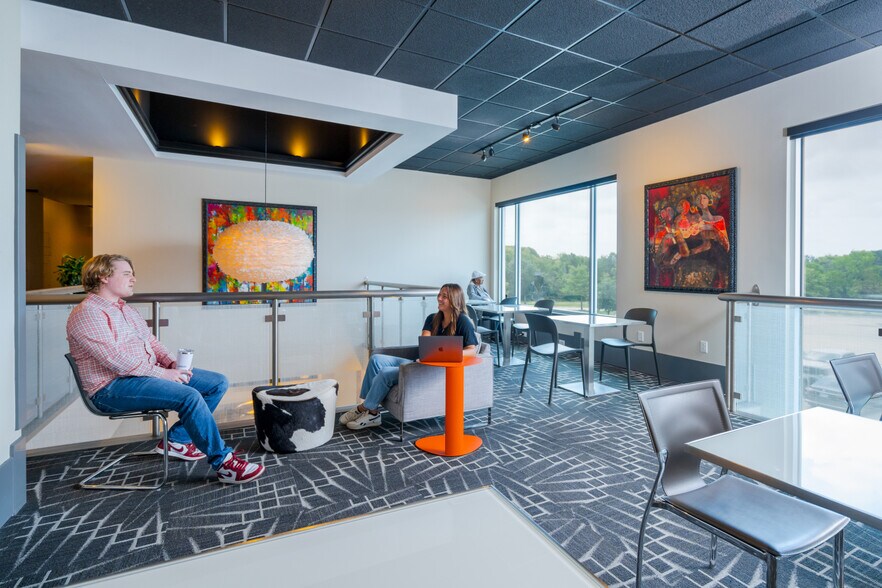 More Photos Of 8105 Rasor Blvd, Plano Coworking Space