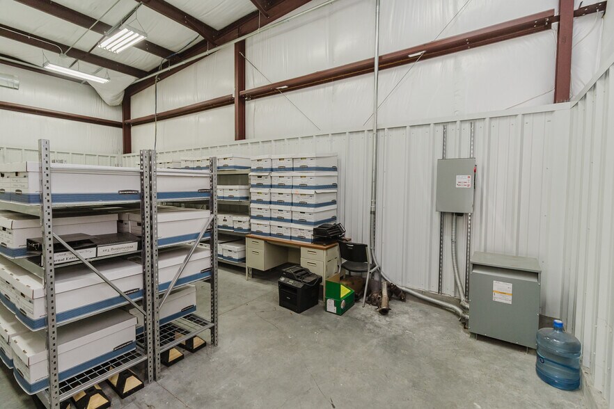 More Photos Of 3101 S Broadway St, Wichita Freestanding For Sale