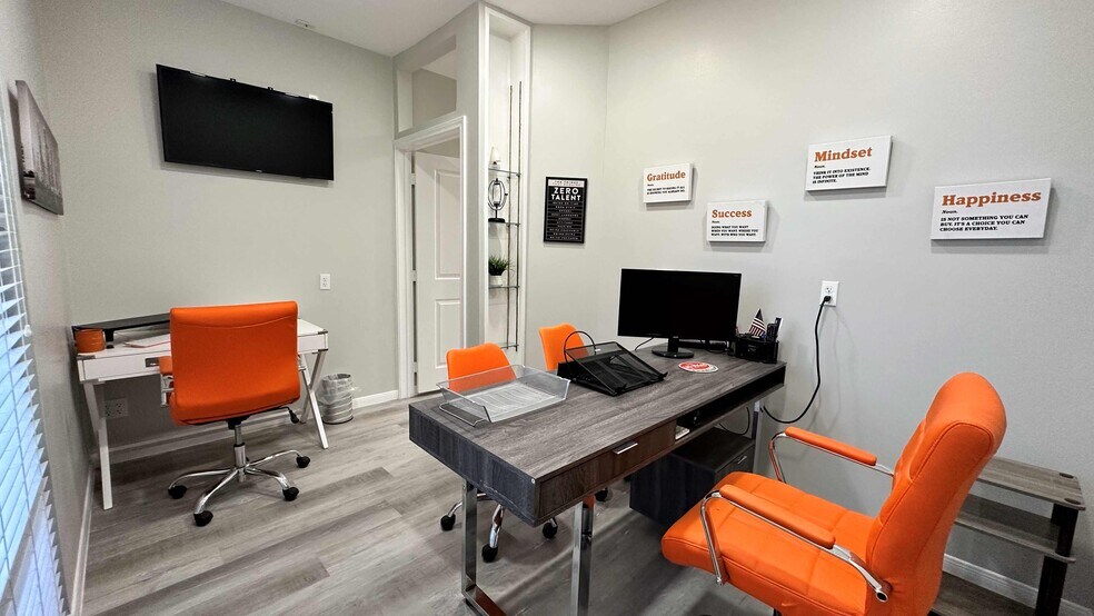 More Photos Of 618 W Main St, League City Medical For Lease
