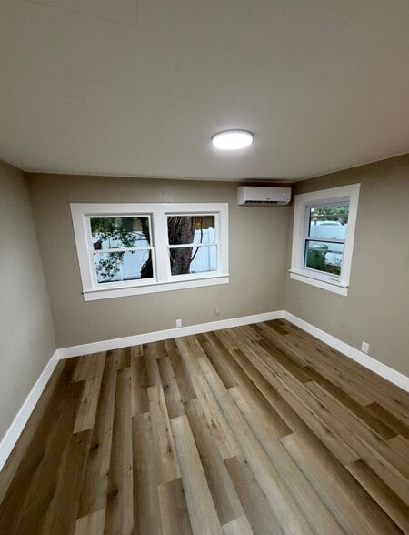 More Photos Of 1221 E Dr Martin Luther King Jr Blvd, Tampa Office For Sale
