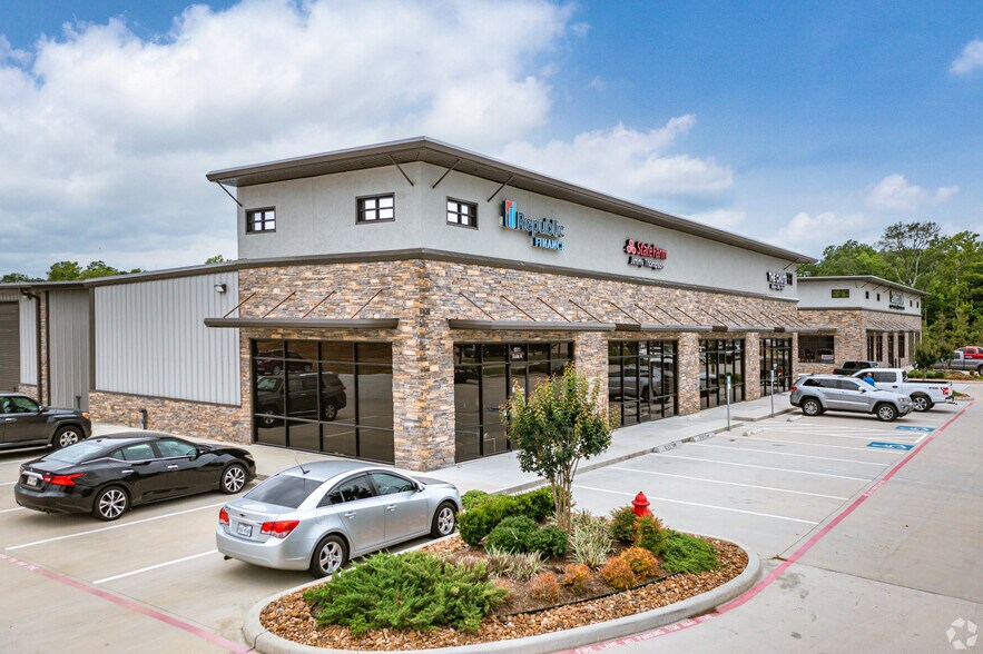 More Photos Of 6427 Highway 105, Conroe Unknown For Lease