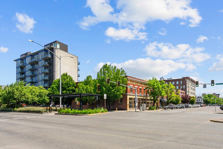 More Photos Of 217 State St, Salem Storefront Retail Office For Sale