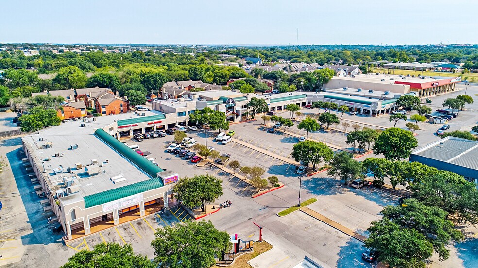 More Photos Of 9515 N Lamar Blvd, Austin Unknown For Lease