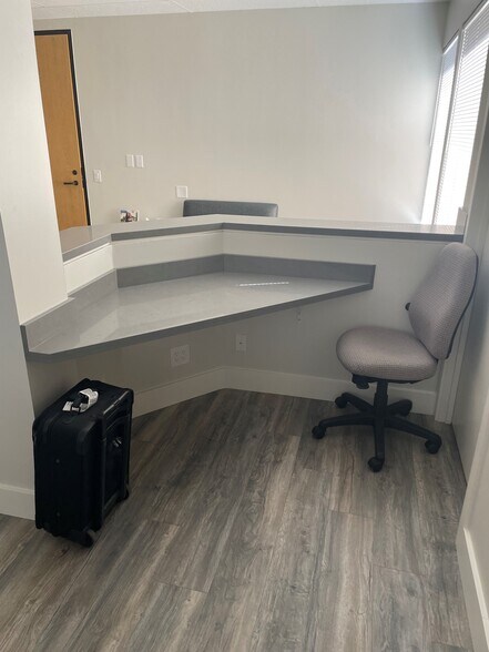 More Photos Of 950 S Bascom Ave, San Jose Office For Lease