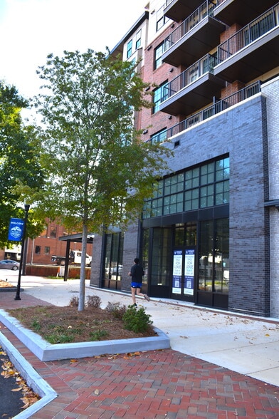 Primary Photo Of 1300 Front Ave, Columbus Apartments For Lease