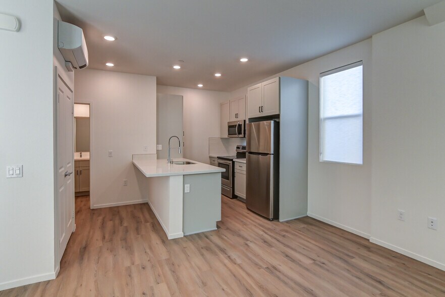 More Photos Of 2048 N Highland Ave, San Diego Multifamily For Sale