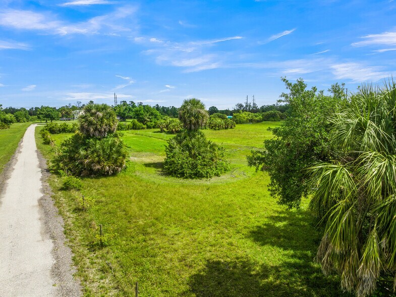 More Photos Of 1520 S River Rd, Englewood Land For Sale