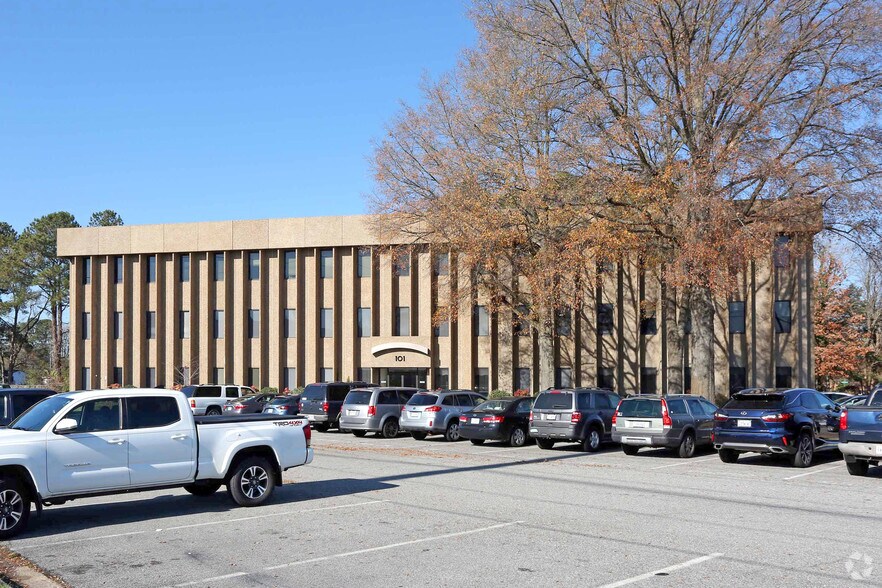 More Photos Of 101 N Lynnhaven Rd, Virginia Beach Office For Lease