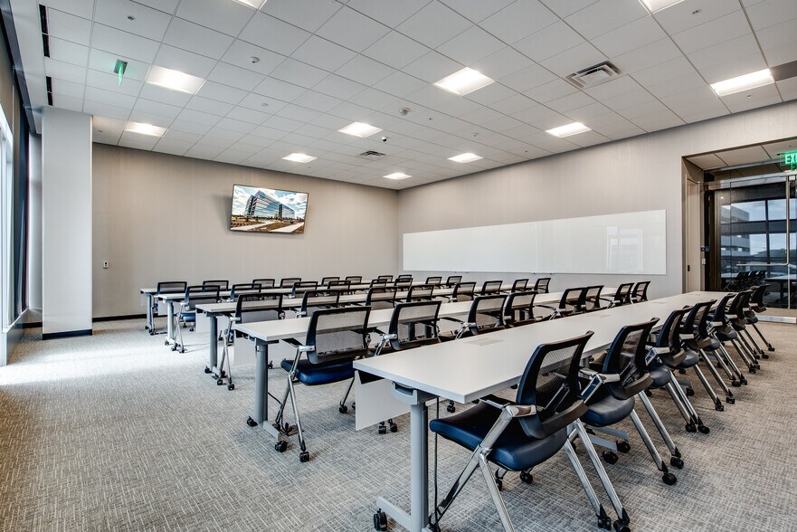More Photos Of 6160 Warren Pky, Frisco Office For Lease