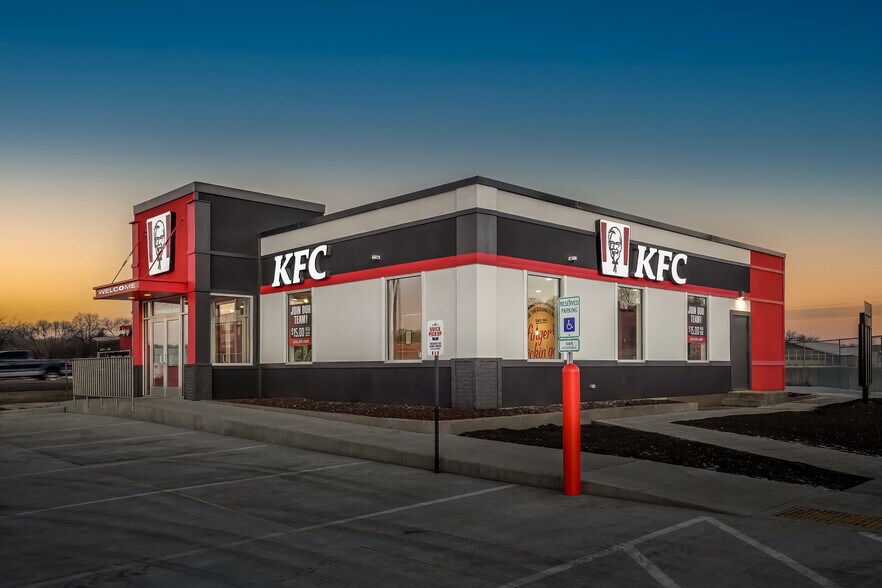 More Photos Of 1500 Hamilton Blvd, Sioux City Fast Food For Sale