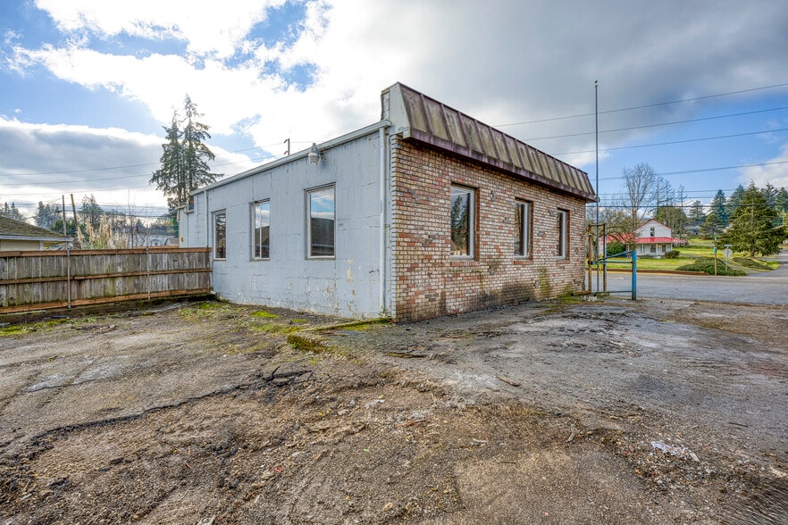 More Photos Of 452 SE Main St, Willamina Auto Repair For Sale