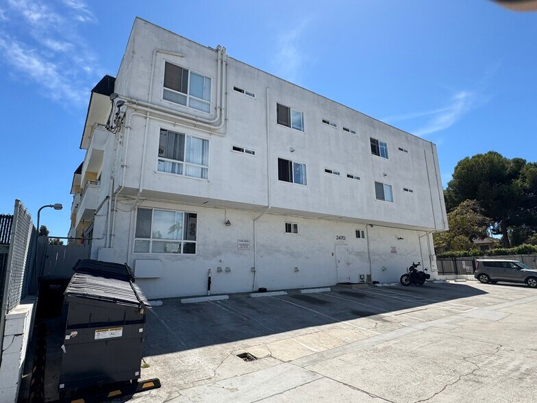 More Photos Of 2470 C St, San Diego Apartments For Sale