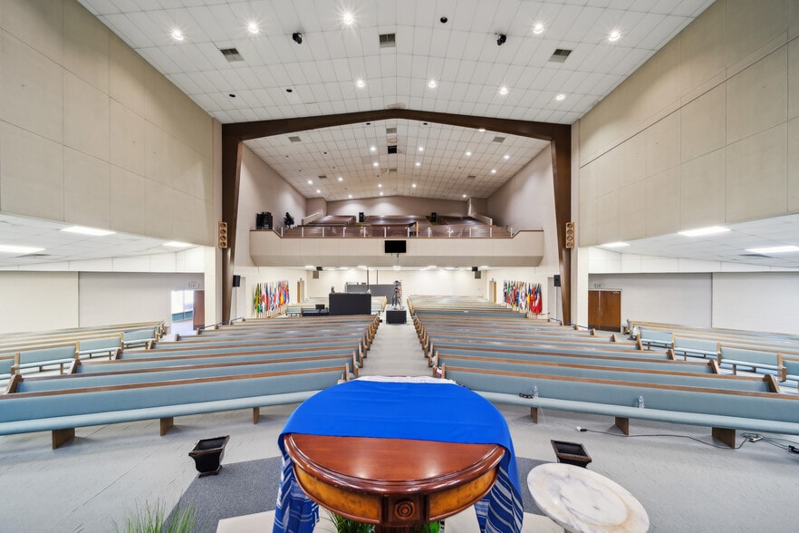 More Photos Of 1203 S Columbia Ave, Tulsa Religious Facility For Sale