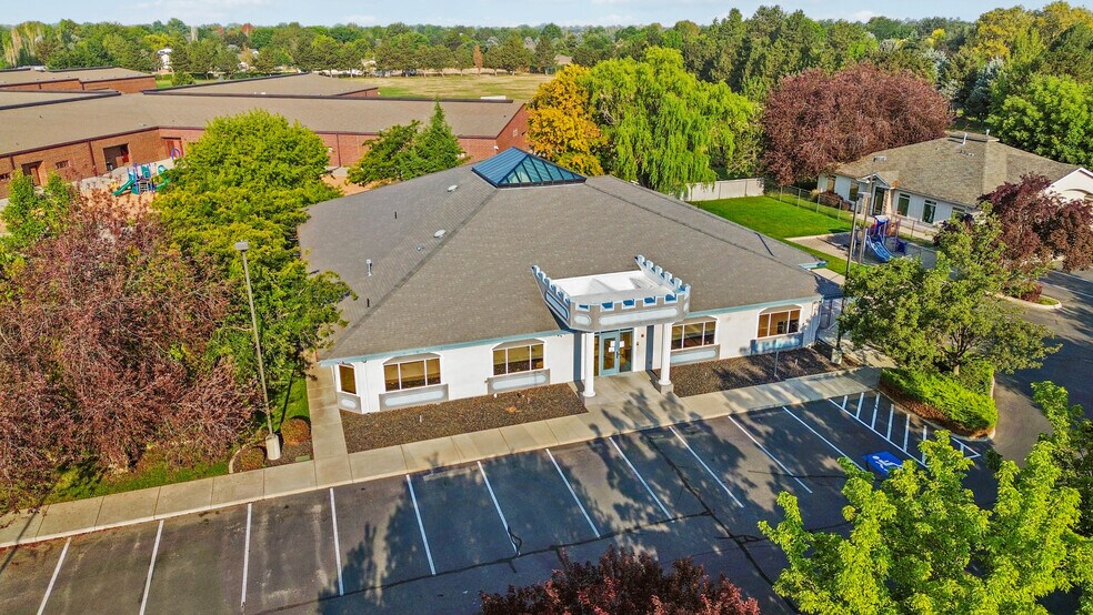 More Photos Of 2501 N Stokesberry Pl, Meridian Daycare Center For Sale
