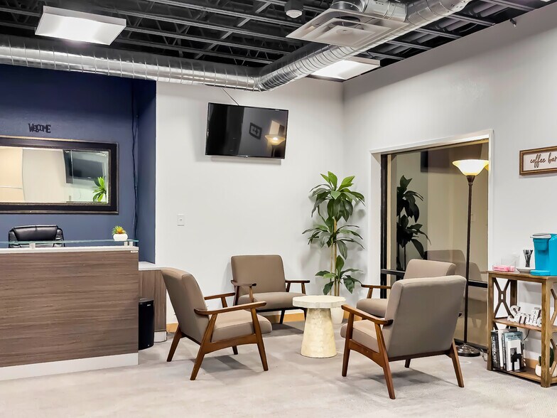 More Photos Of 730 Las Vegas Blvd, Las Vegas Office For Sale