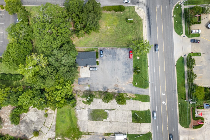 More Photos Of 5265 N Roxboro St, Durham Freestanding For Lease