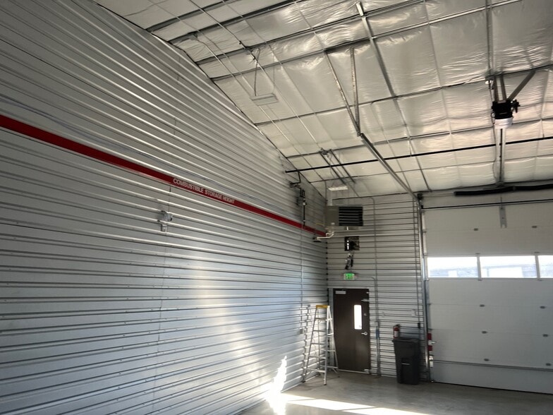More Photos Of 9658 Havana St, Commerce City Warehouse For Sale